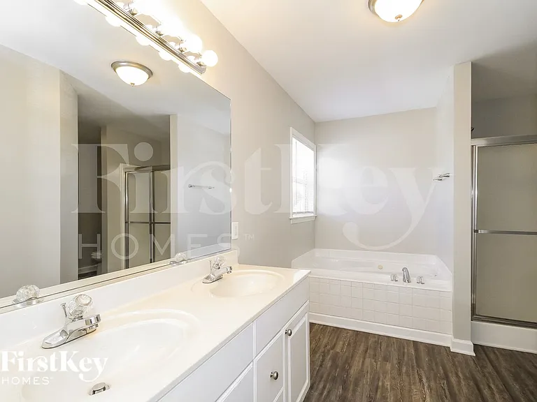 4585 Peter Pfaff Dr — Photo 8