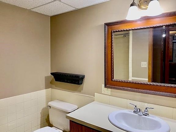 3rd image of 4306 Central Ave