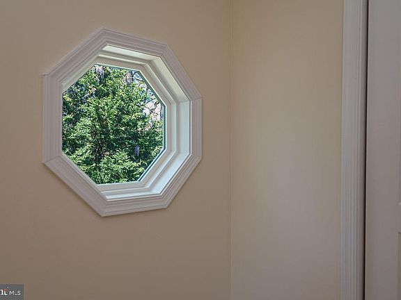3rd image of 311-A Union Ave