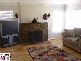 2nd image of 9237 La Salle Ave