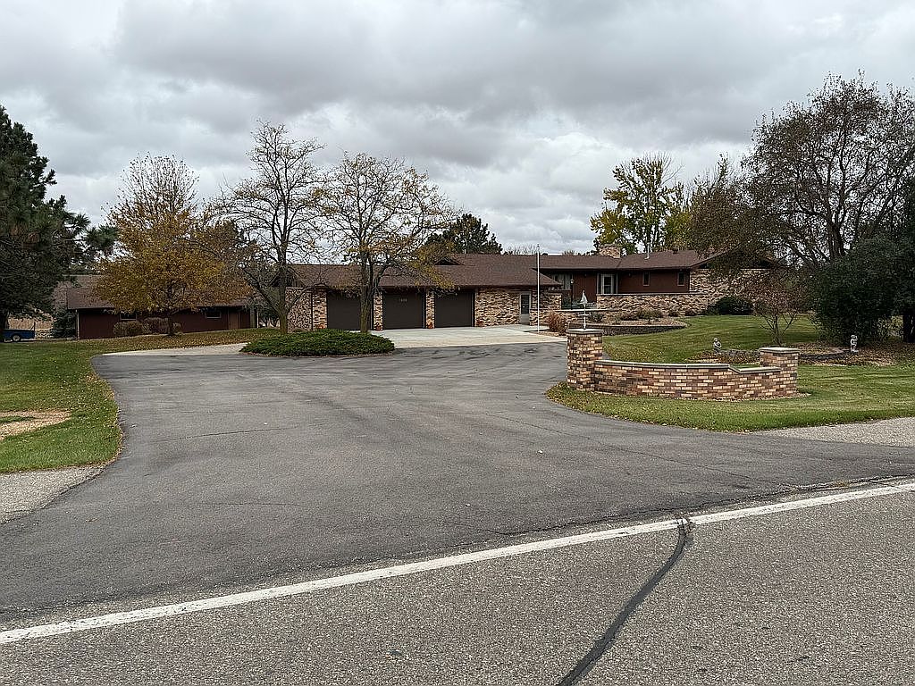 4600 Golf Course Rd