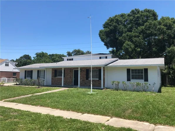 411 46th St W, Bradenton, FL 34209