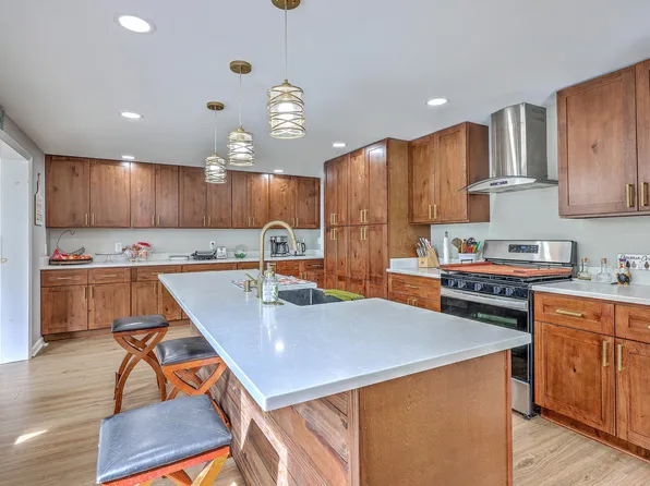 118 Whitetail Ln, Cottageville, SC 29435