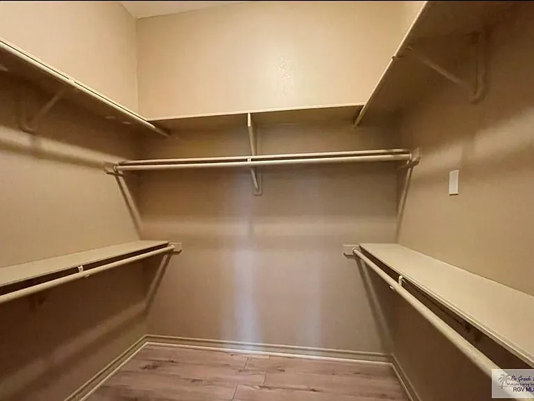 2459 Salerno Dr — Photo 12