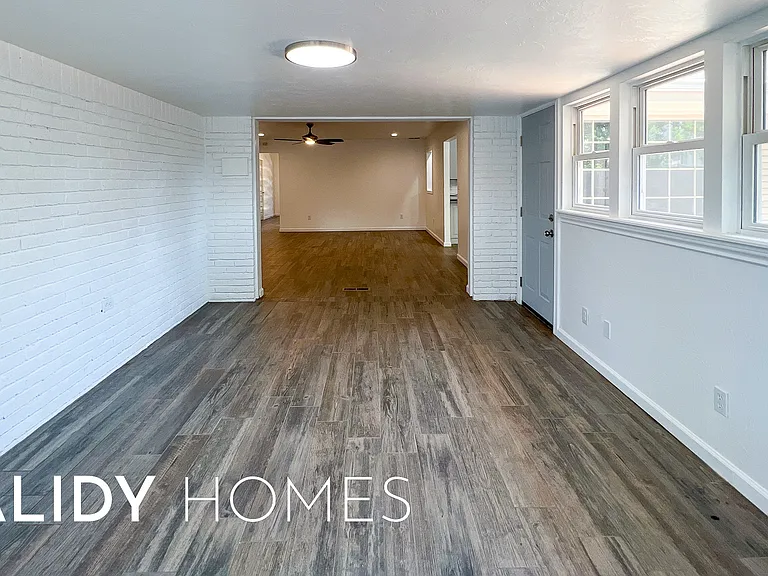 6312 Overcourt Mnr — Photo 8