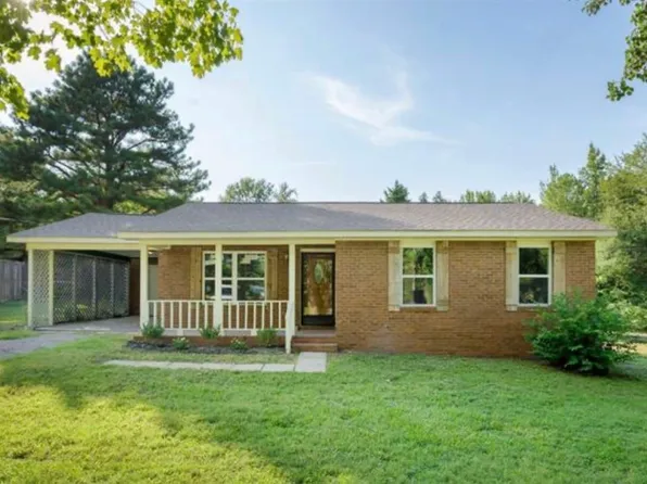 111 County Road 111, Killen, AL 35645