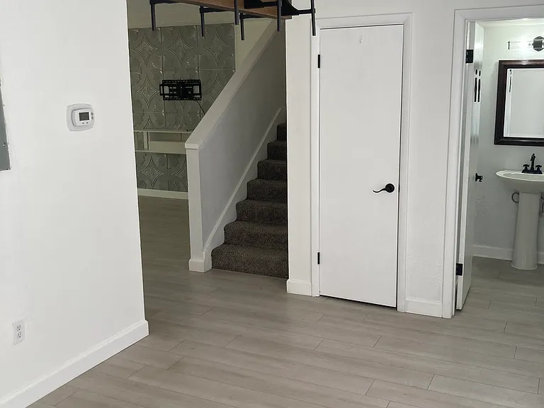 4455 Rayfield Dr — Photo 1