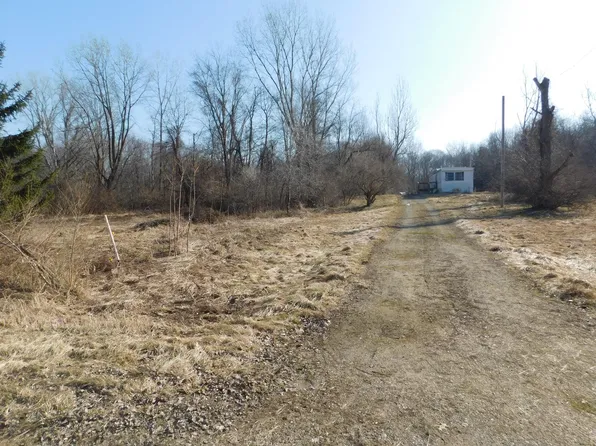 4439 36th St, Gobles, MI 49055