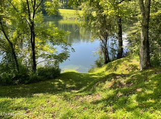 Lovely Bluff Rd, Rocky Top, TN 37769