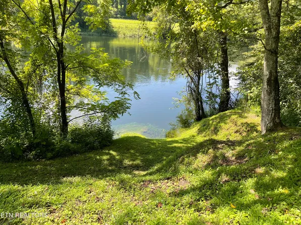 Lovely Bluff Rd, Rocky Top, TN 37769