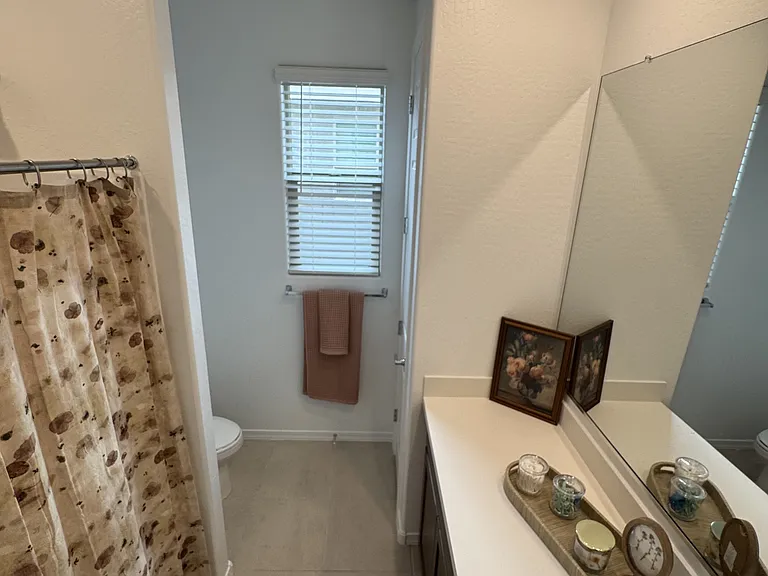 643 W Riparian Dr — Photo 9