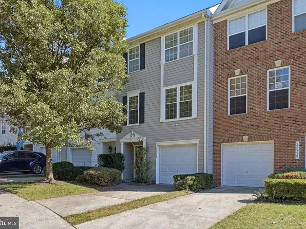 20548 Blue Heron Ter, Sterling, VA 20165