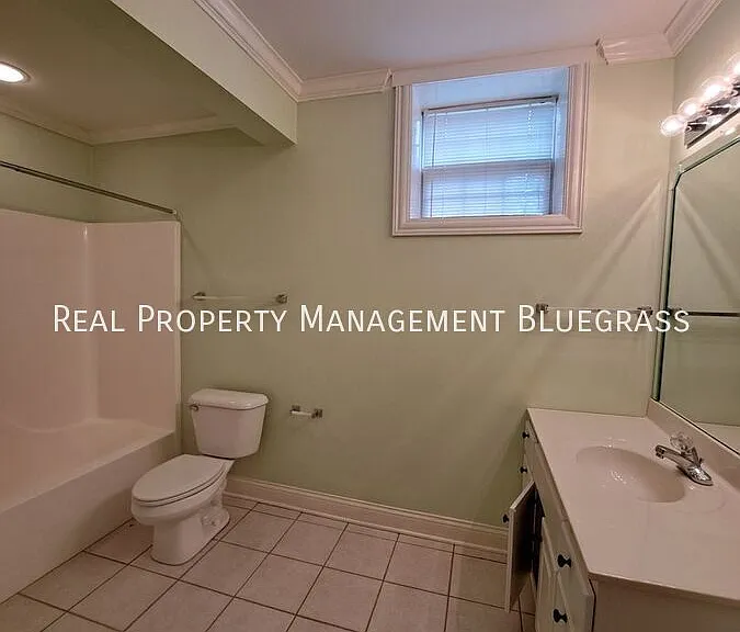 1221 Birmingham Ln — Photo 17