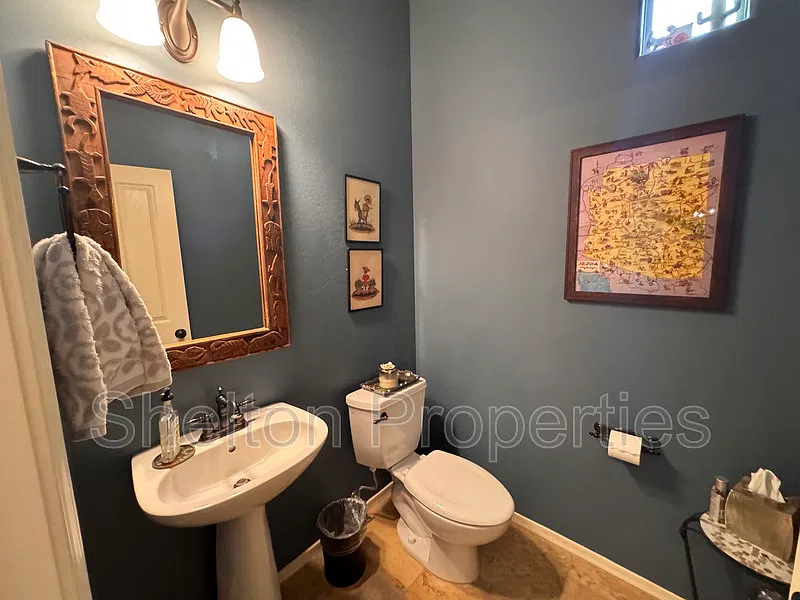 4 bed, 3.0 bath, 2841 sqft, $3,600 — Photo 4