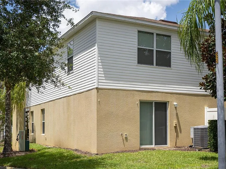 3105 Seaview Castle Dr — Photo 10