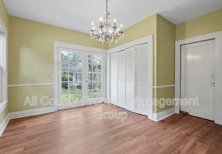 2625 S University Dr — Photo 8