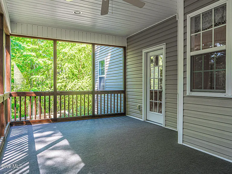 108 Silverburn Pl — Photo 25