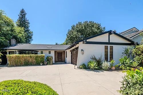 4819 Oakwood Ave Photo 1
