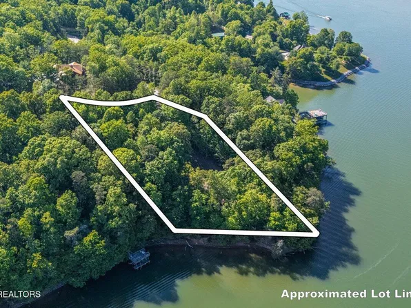 1196 Indian Shadows Dr #28, Ten Mile, TN 37880