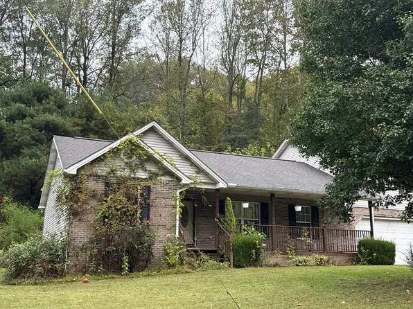 107 Railroad Ave, Manchester, KY 40962