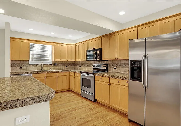 2143 S Grant St — Photo 10
