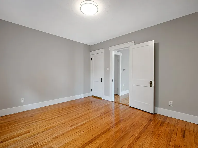 193 Ingleside Ave #1 — Photo 7