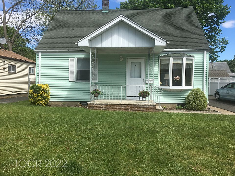 2nd image of 4 Butler Pl