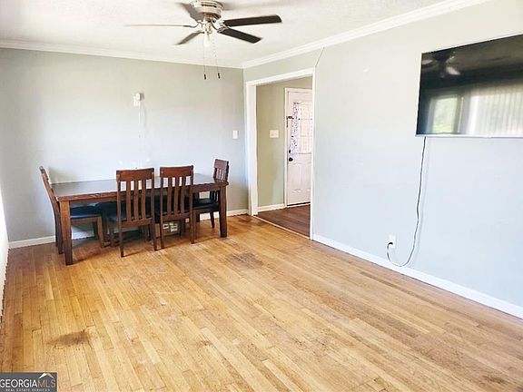 4th image of 1804 Spring Valley Cir