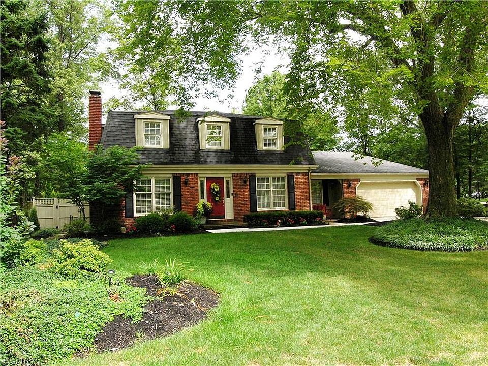 1st image of 32600 Greenwood Dr