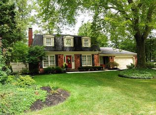 32600 Greenwood Dr, Avon Lake, OH 44012