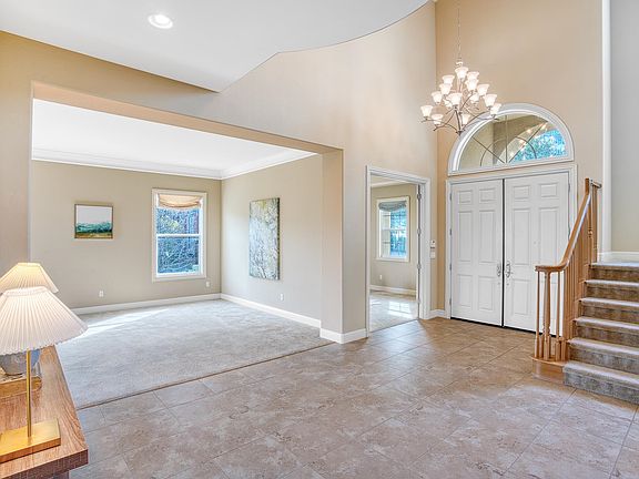 3rd image of 3108 Ashbourne Cir