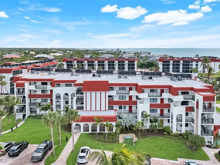 2445 W Gulf Dr #47B — Photo 4