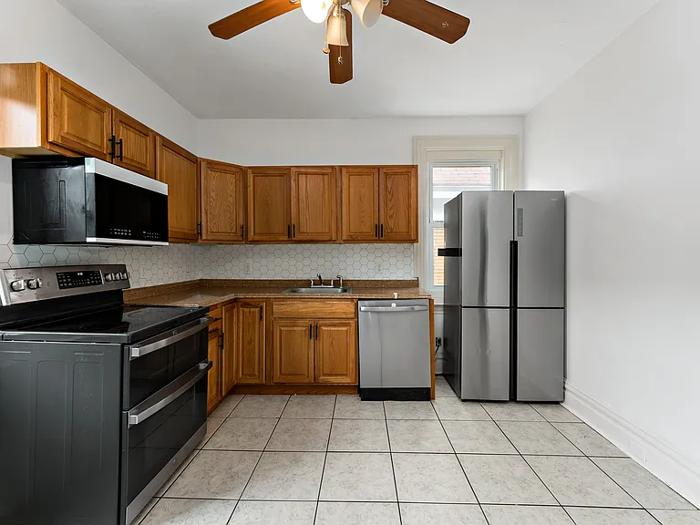 901 Highview St #1 — Photo 11