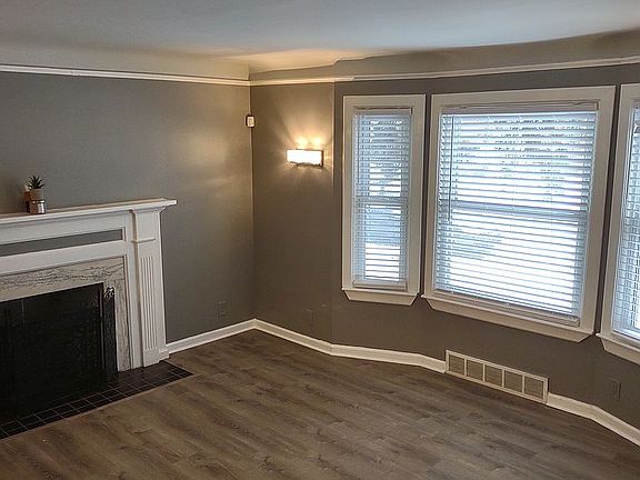 3rd image of 17408 Warrington Dr