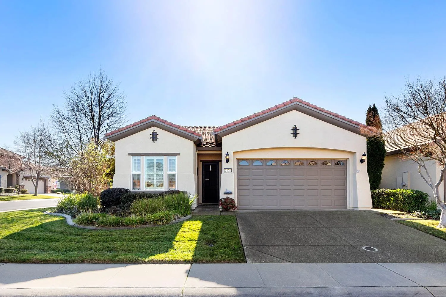 2152 Xavier Ln photo 1