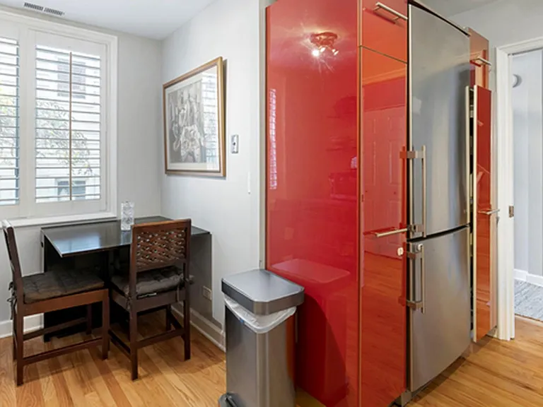 1610 N Larrabee St — Photo 5