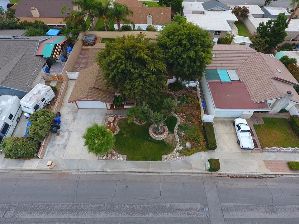 1st image of 22605 Van Buren St