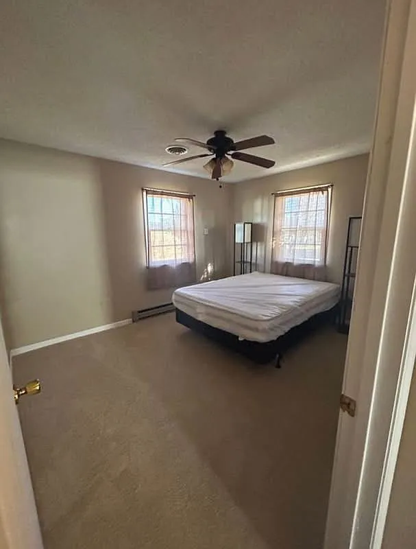 2 bed, $700 — Photo 1