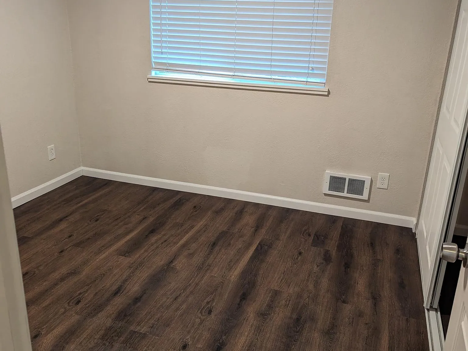 2 bed, 800 sqft, $1,650 — Photo 3