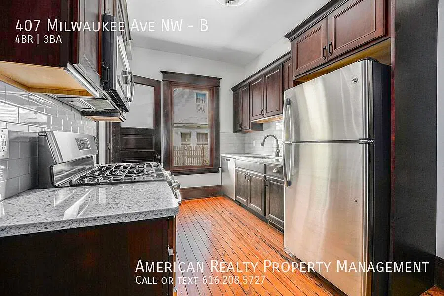 4 bed, 2.5 bath, 1747 sqft, $2,700 — Photo 2