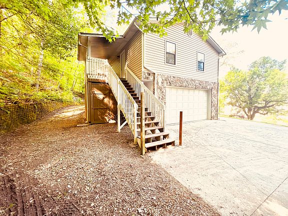 2nd image of 4968 College Dr E