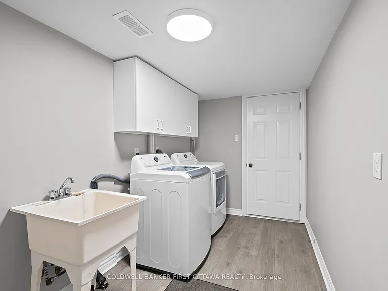 2803 Saint Stephens St — Photo 35