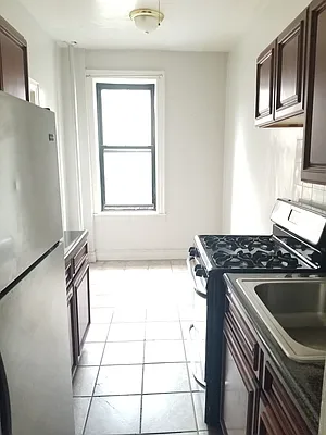 Rented by BRICK & GALO REALTY CORP | media 9