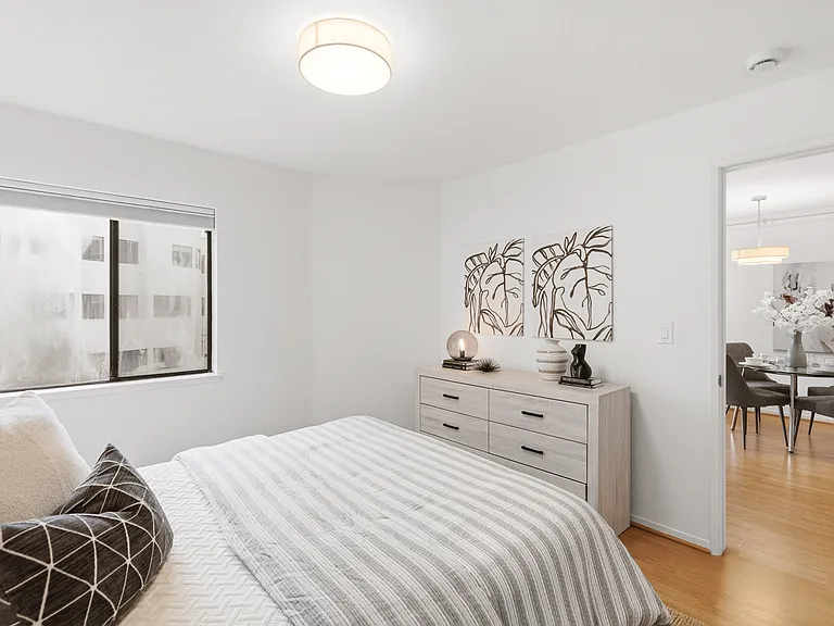 320 Peninsula Ave #316 — Photo 17