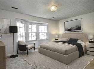 28 Saint Johns Dr, Hampton, VA 23666