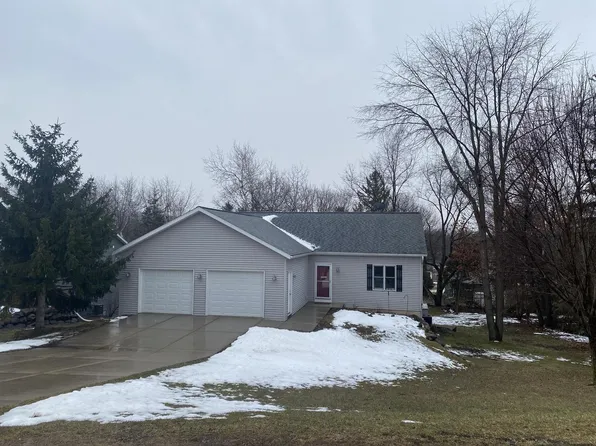 N2764 Cross St, Lodi, WI 53555