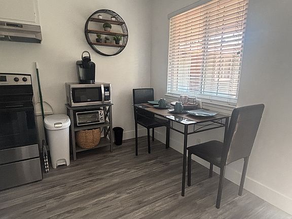 4th image of 2930 Huff Ave #10