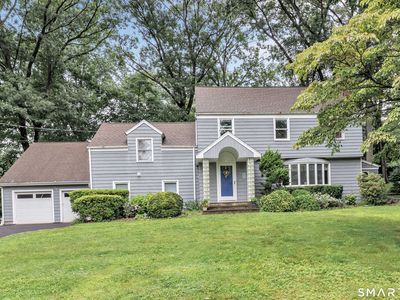205 Stoneleigh Square, Fairfield, CT, 06825