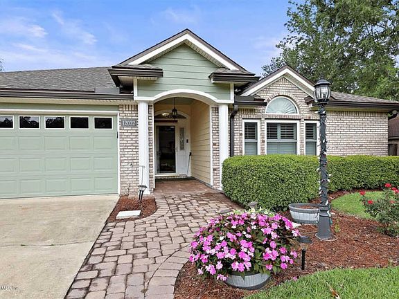 3rd image of 12032 Stacy Scott Ct