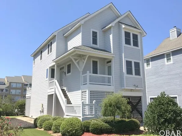 18 Sailfish Dr, Manteo, NC 27954